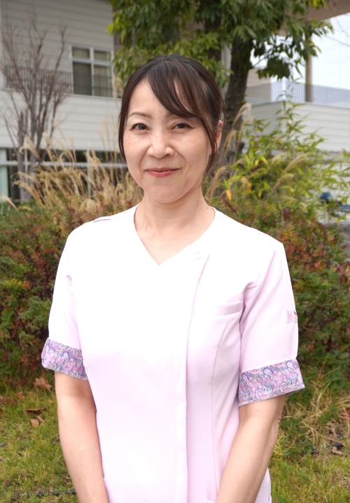 高野病院看護部部長代行 甲斐 由美