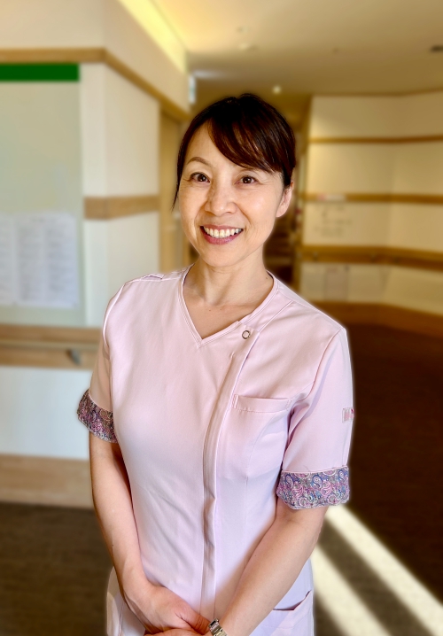 高野病院看護部部長代行 甲斐 由美